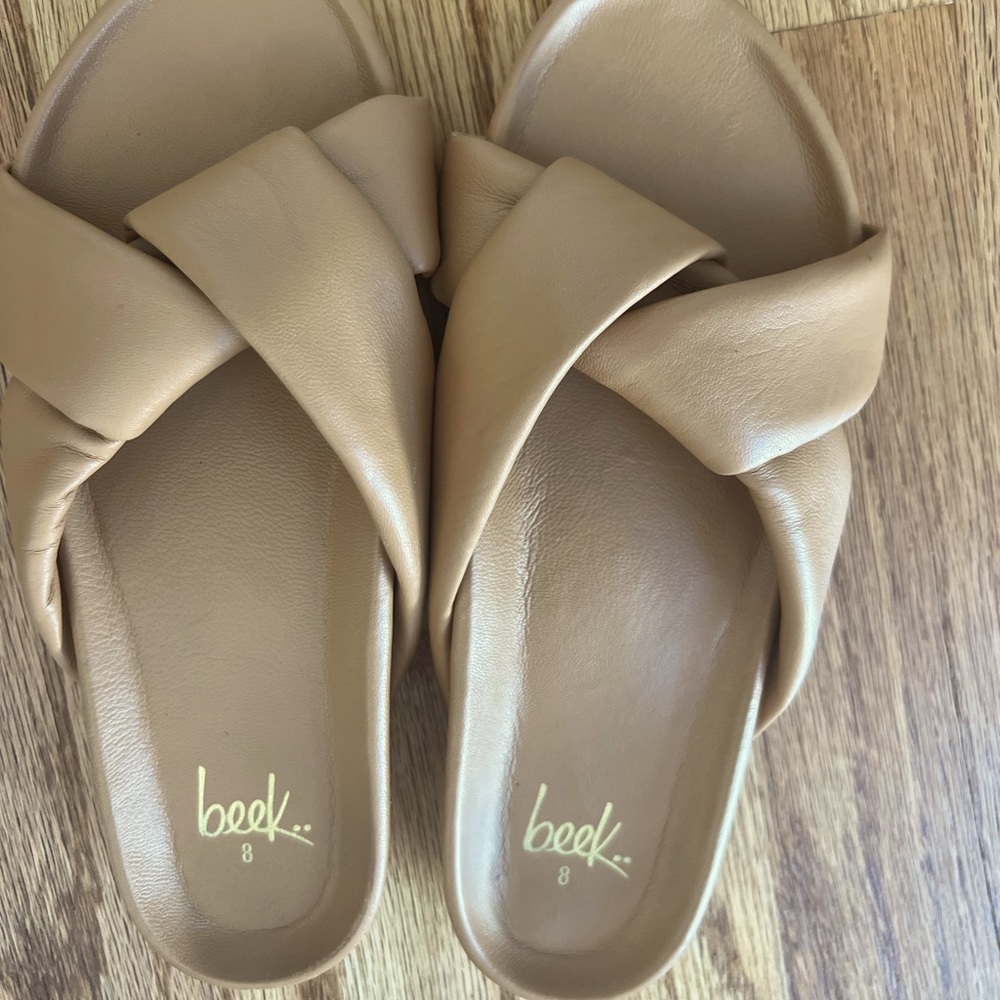 BEEK Rhea Leather Sandal. Tan. Sz 8.